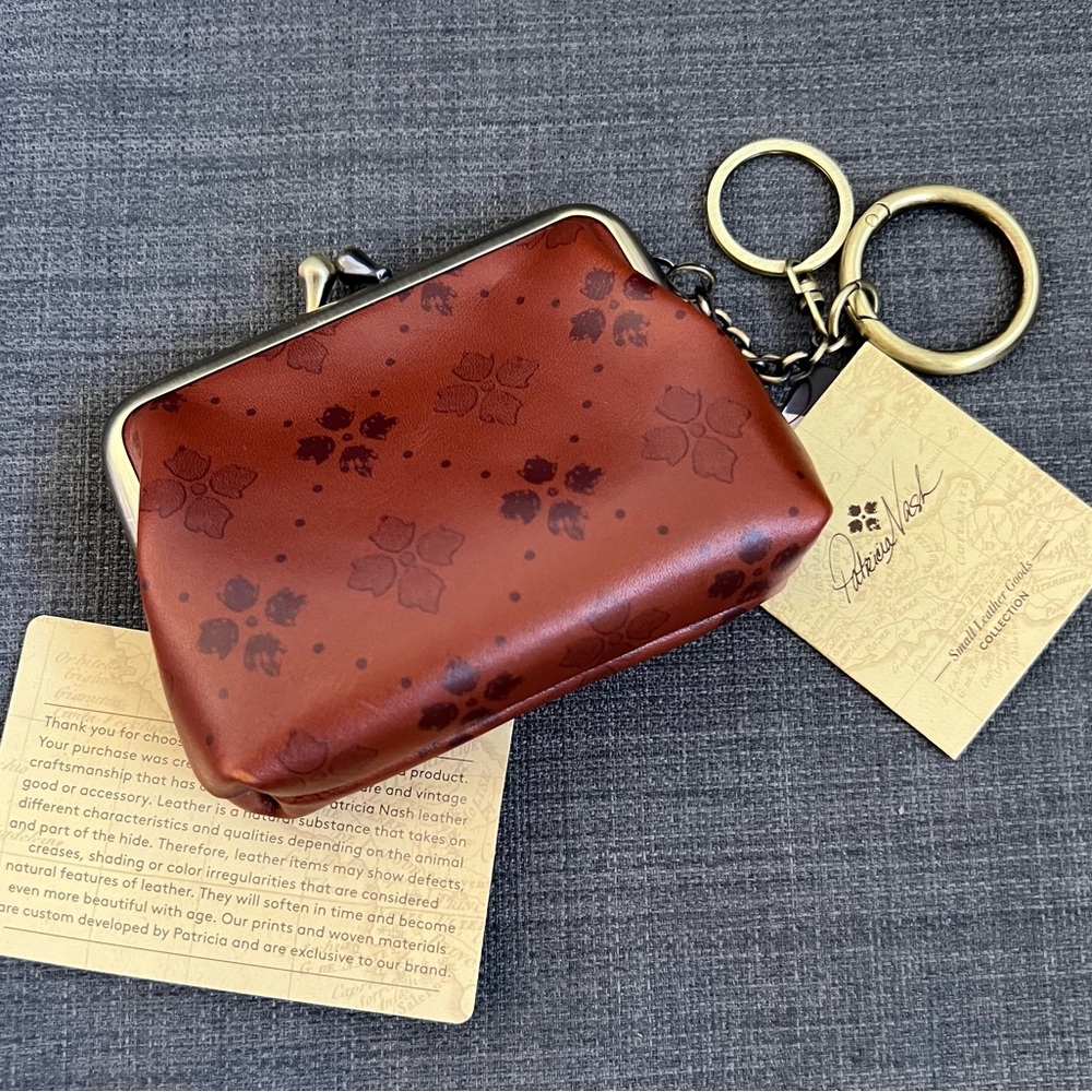 NWT PATRICIA NASH LARGE SIGNATURE BORSE WALLET CREDIT CARDHOLDER COIN PURSE